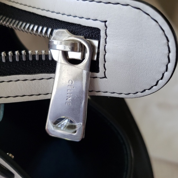 🚫TRADED🚫CELINE TRAPEZE HANDBAG - Picture 3 of 8